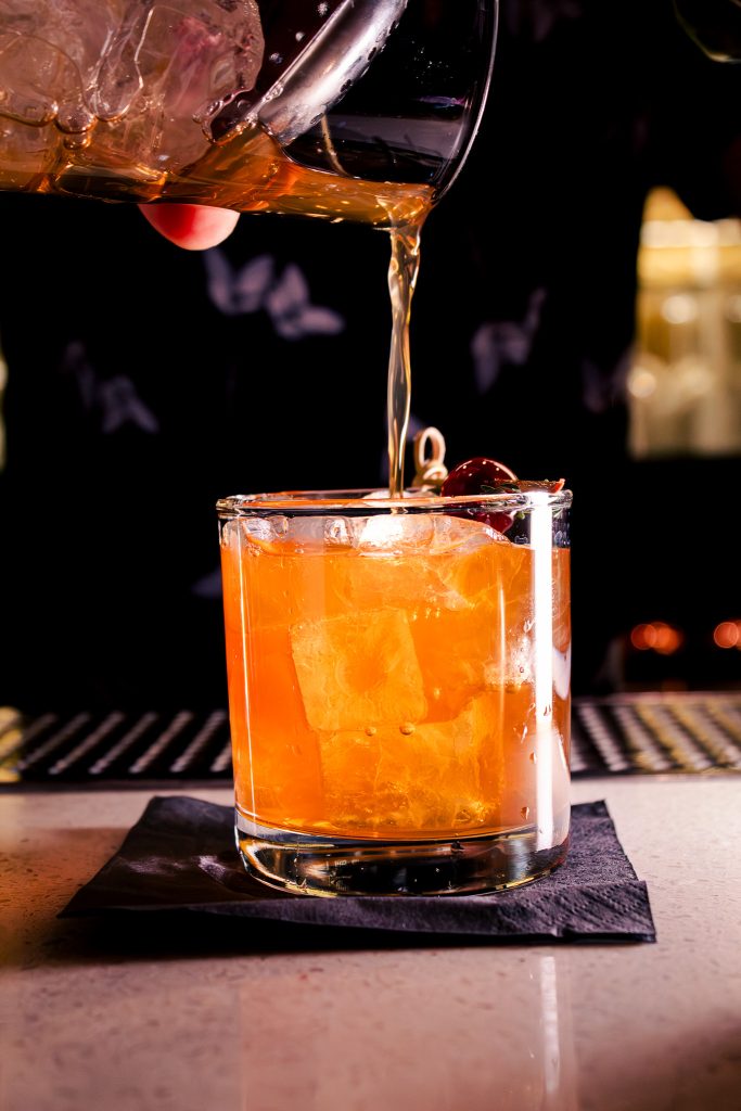 Elixir Andersonville Bar 8